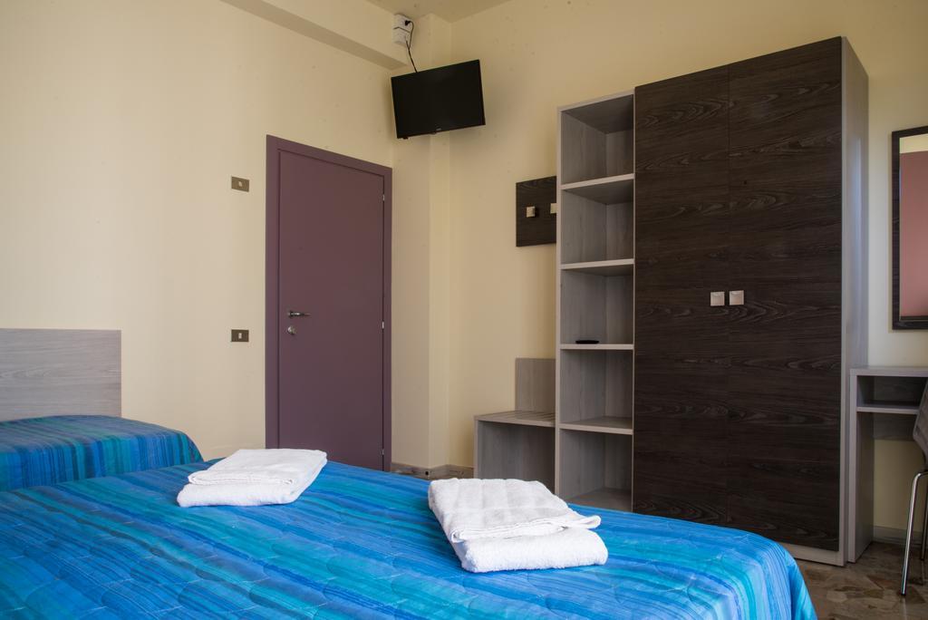 Hotel Mirage Bellaria-Igea Marina Esterno foto
