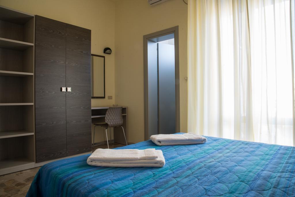 Hotel Mirage Bellaria-Igea Marina Esterno foto