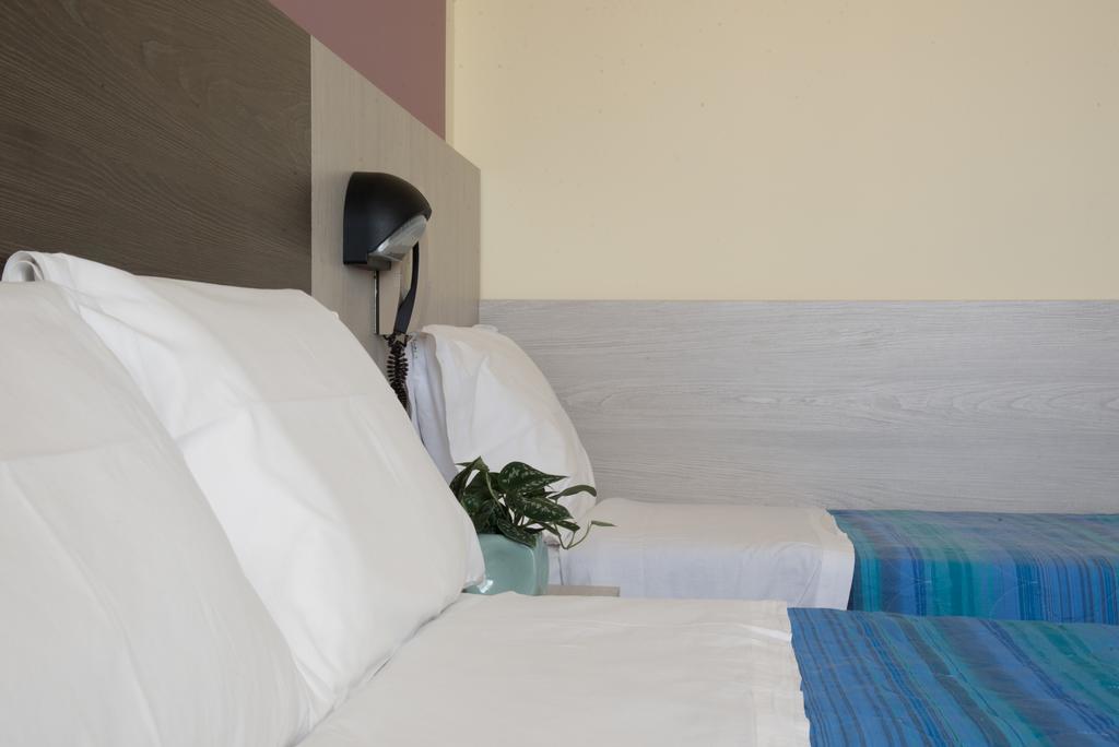 Hotel Mirage Bellaria-Igea Marina Esterno foto