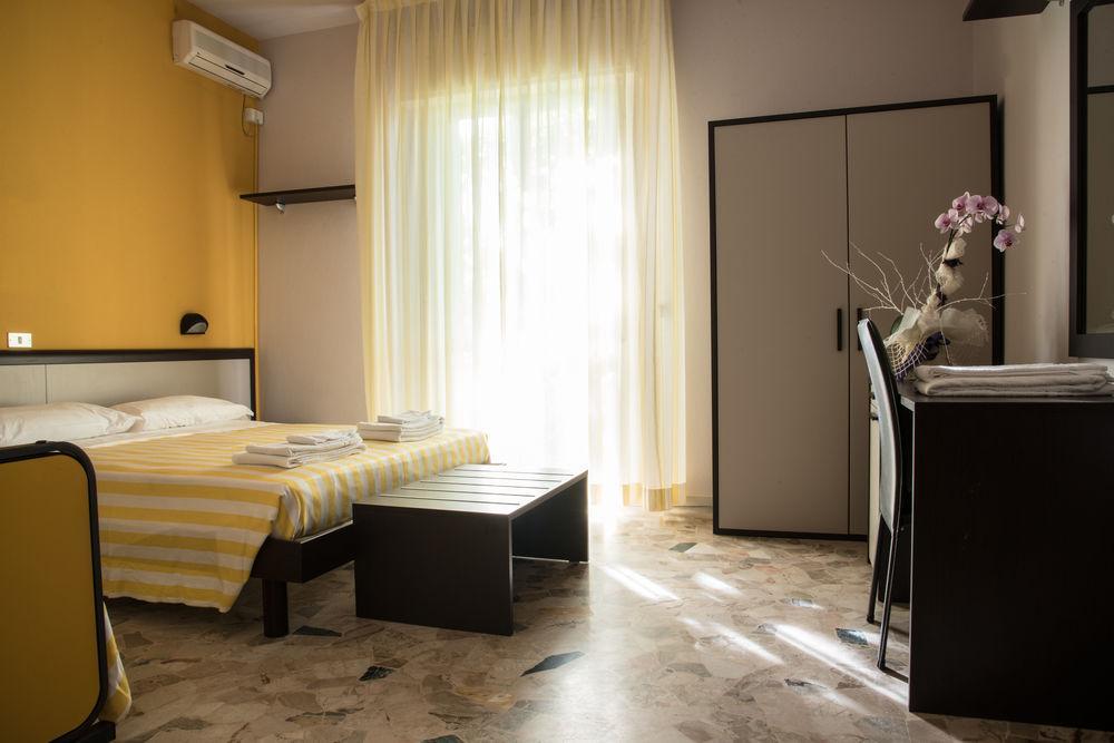 Hotel Mirage Bellaria-Igea Marina Esterno foto