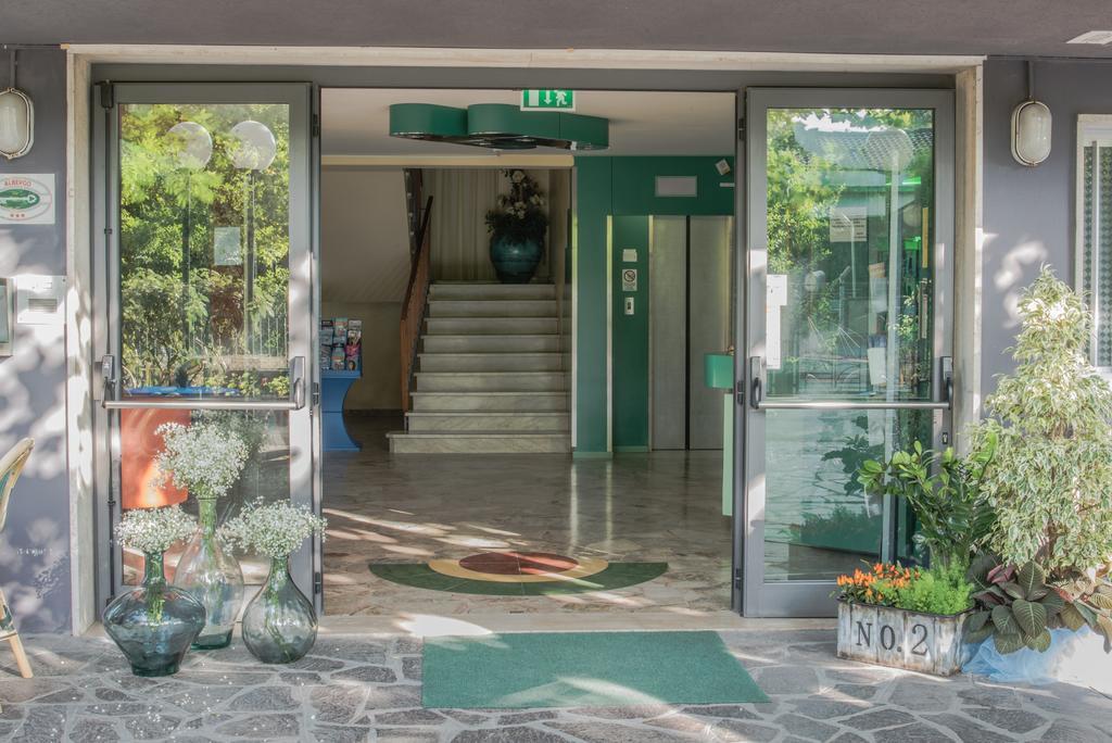 Hotel Mirage Bellaria-Igea Marina Esterno foto